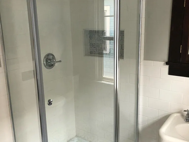 96 Virgil Ave #2 — Photo 30