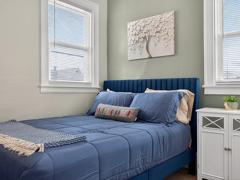700 Broadway Ave NW #1 — Photo 17