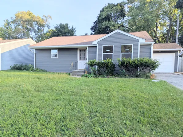 2809 Wesleyan Ave, Rockford, IL 61108