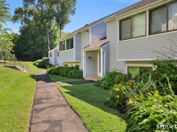 17 Brookwood Drive #B, Rocky Hill, CT 06067
