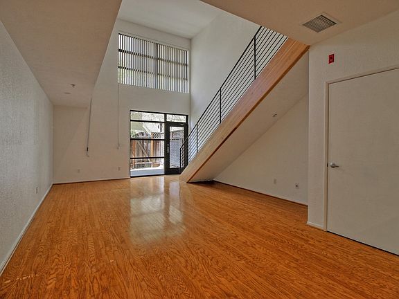 3rd image of 400 N 1st St APT 112