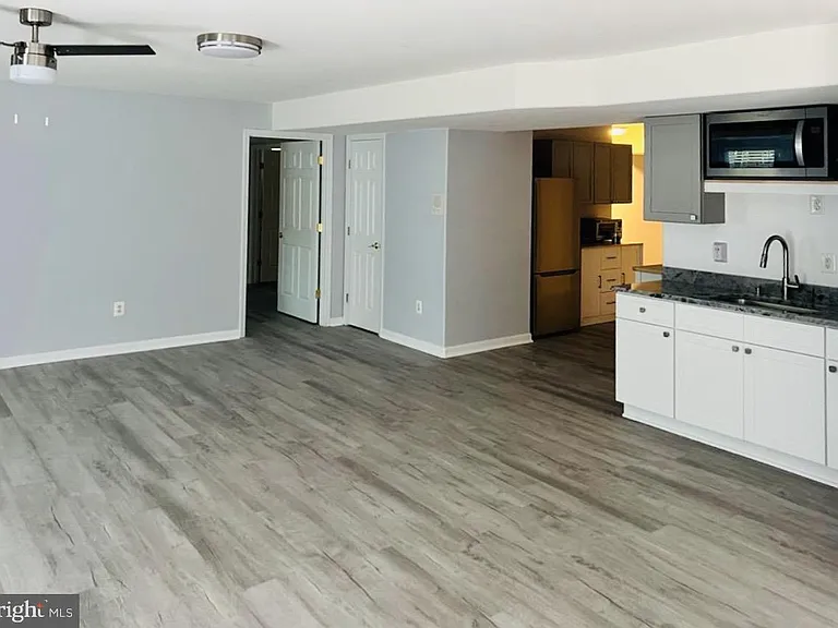 10581 Pineview Rd — Photo 1