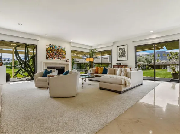 8 Barnard Ct, Rancho Mirage, CA 92270