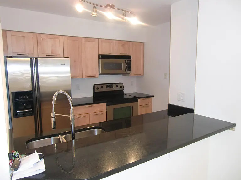 2881 N Oakland Forest Dr #112 — Photo 4