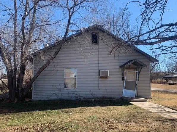 902 N Broadway St, Sayre, OK 73662
