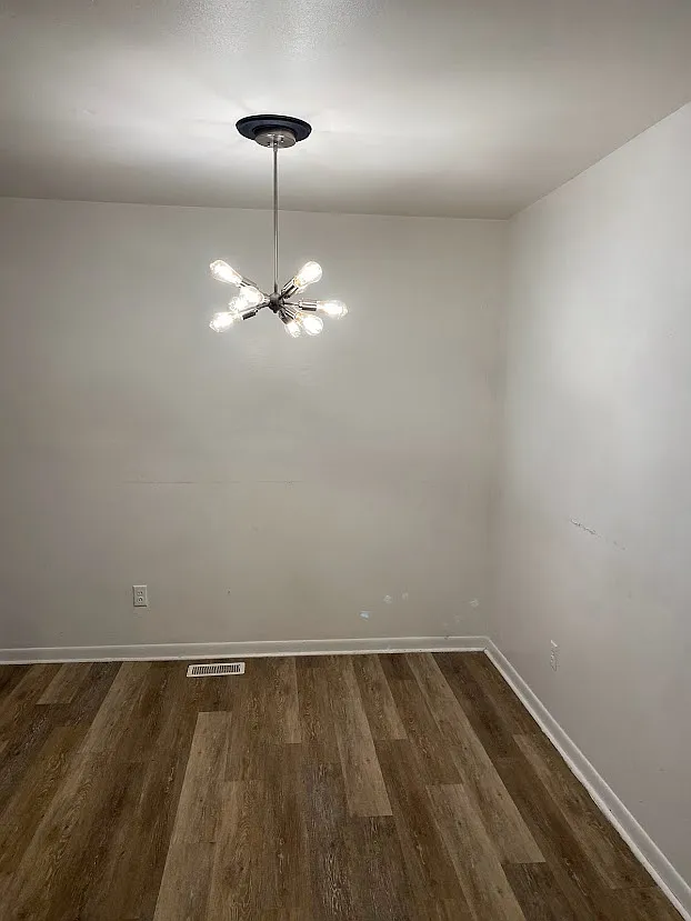 2881 Benchwood Road - 2 — Photo 4