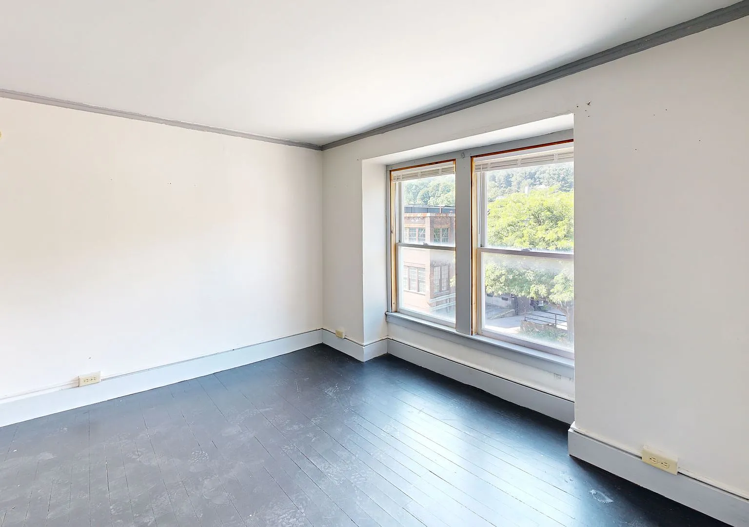 120 Main St. — Photo 4