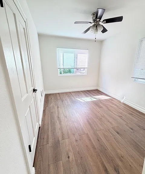 2840 S Mansfield Ave — Photo 6