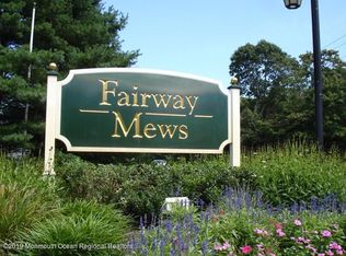 2 Cherry Ct, Spring Lake, NJ 07762