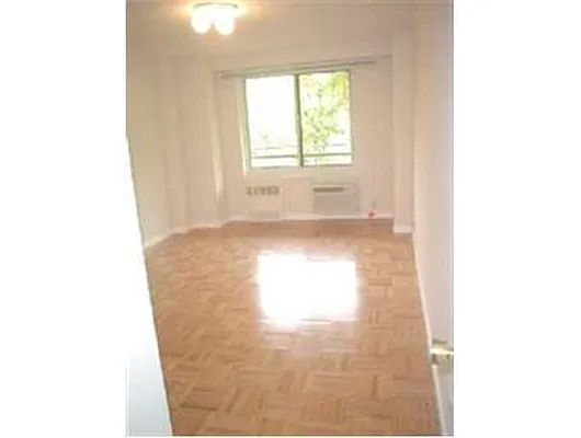 Rented by Douglas Elliman | media 7