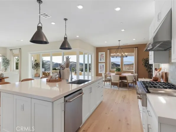 24501 Corte Cancion, Santa Clarita, CA 91354