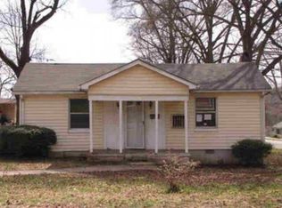 423 Bungalow Rd, Charlotte, NC 28208