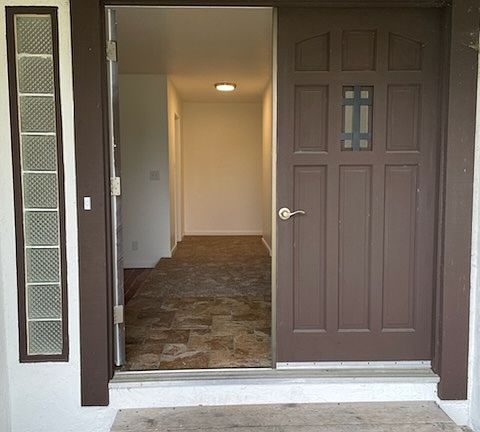 3rd image of 2228 Curtis Dr
