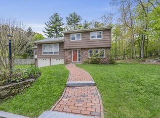 48 Pond St, Norfolk, MA 02056