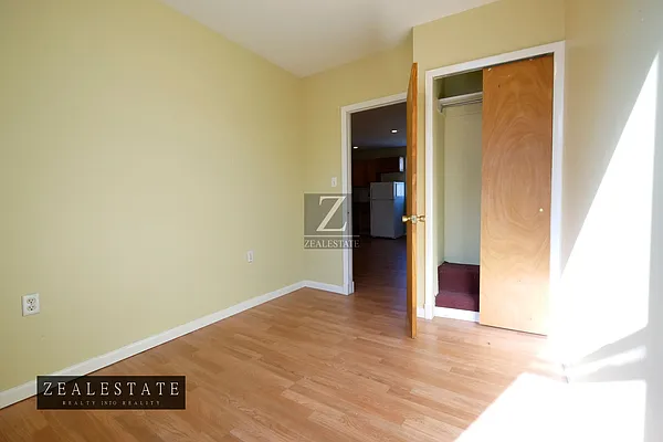 Rented by ZealEstate Group Inc | media 4