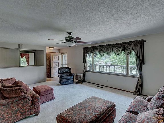 2nd image of 8010 Blucksberg Dr