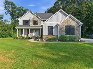 8552 W Hinds Rd, Bloomington, IN 47403
