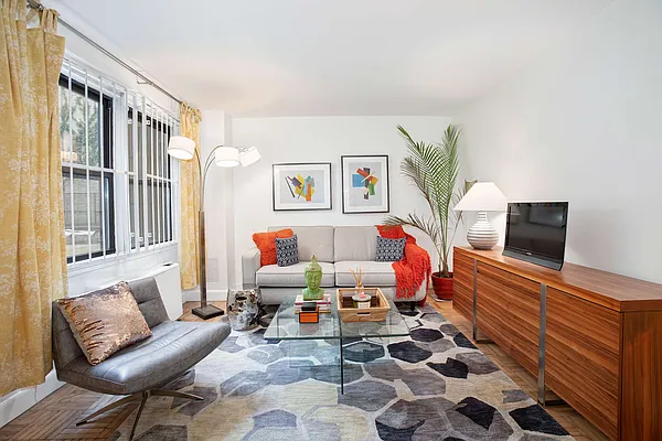 Sold by Compass | media 6