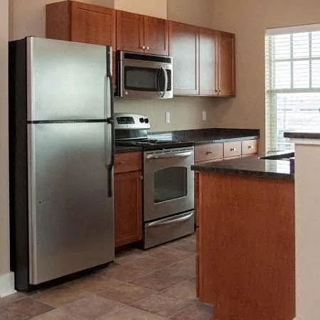 Barataria Station Apartments — Photo 9
