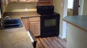 1st image of 411 Livingston Ave