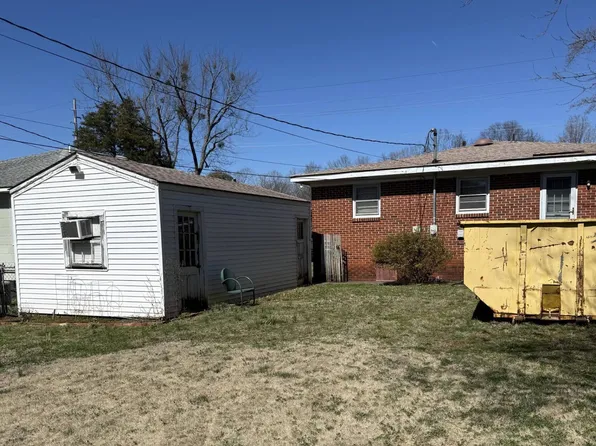 1110 McClung Ave SE, Huntsville, AL 35801