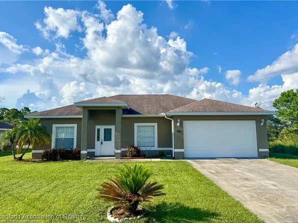 1521 Black Bear Ave, Lake Placid, FL 33852