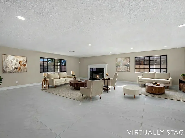3382 Montessouri St — Photo 9