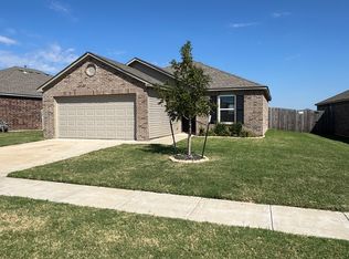 11625 NW 96th St, Yukon, OK 73099