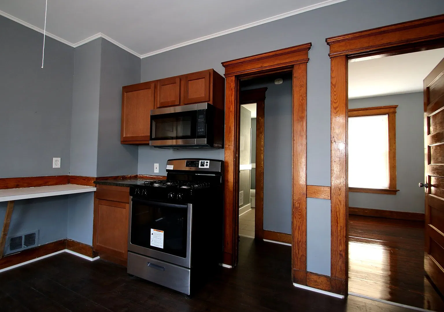 No Security Deposit! — Photo 1