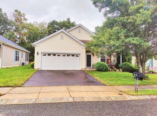 61 Robin Ln, Barnegat, NJ 08005