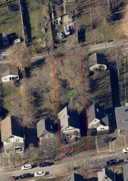 2nd image of 137 Clarendon Ave