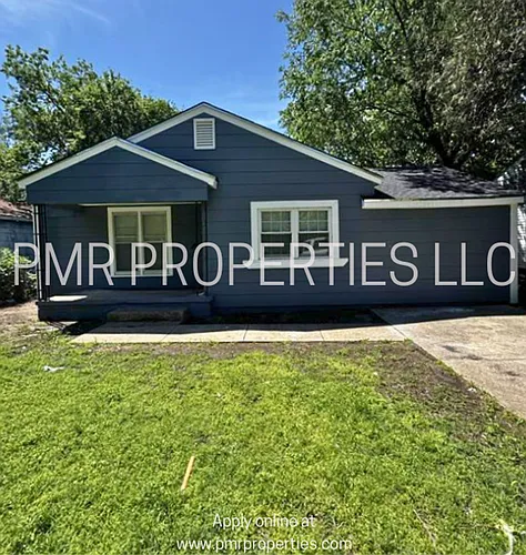 1804 NW Kingsbury Ave Photo 1