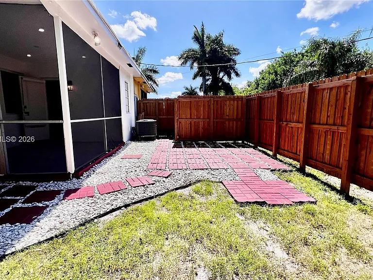 6193 SW 48th Ct #6193 — Photo 38