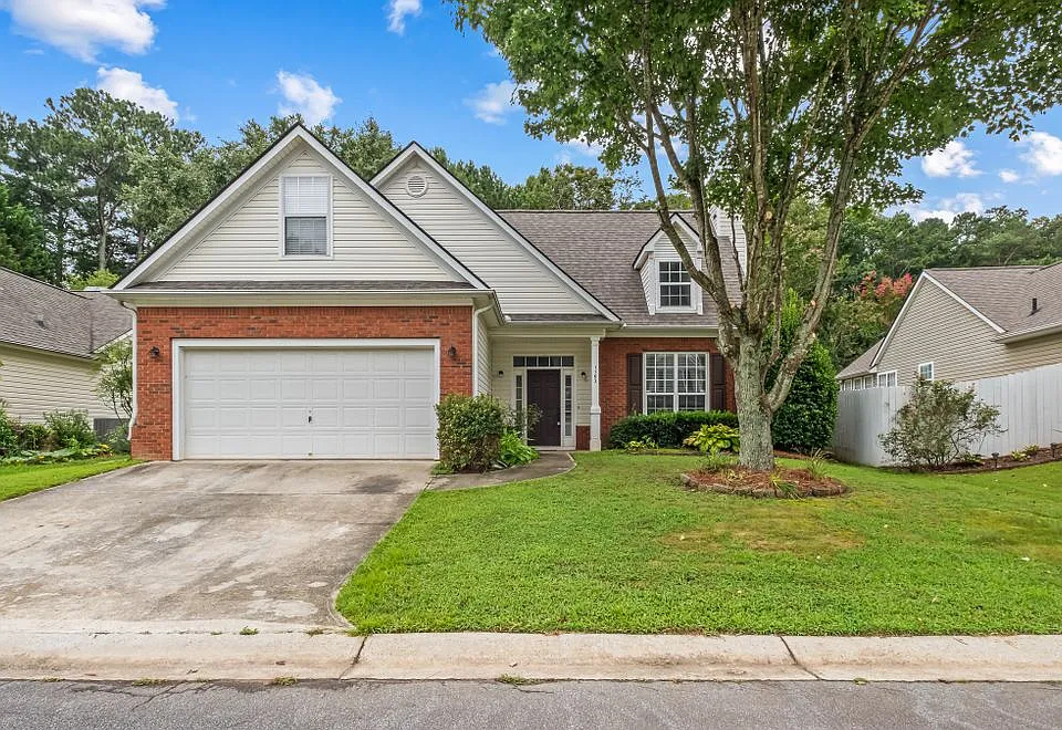 1163 Rhyne Chase SE