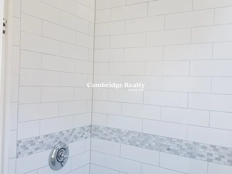 12 Farrington Ave #5T — Photo 17