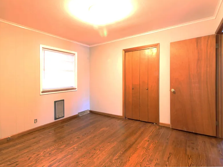 7101 Rollins Rd — Photo 10