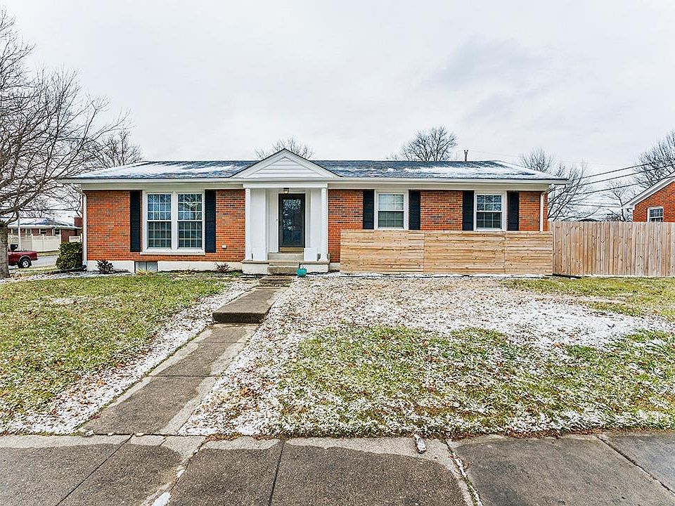 1st image of 451 Stonehaven Dr