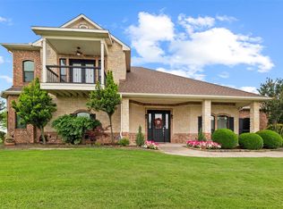 102 Hunter Pass Cv, Waxahachie, TX 75165