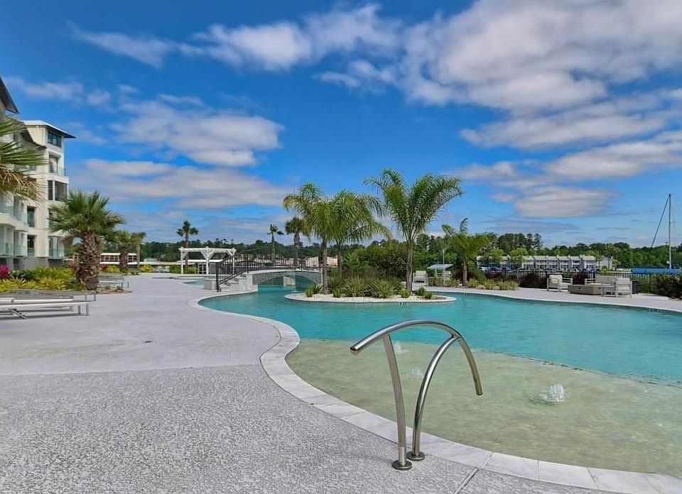 1st image of 199 Waterpoint Ct #302