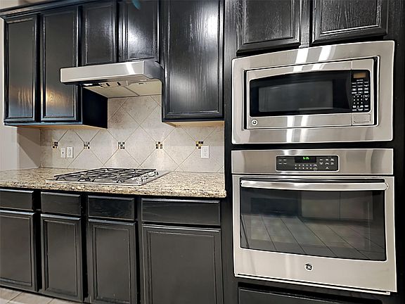 3rd image of 7239 Thelfor Ct