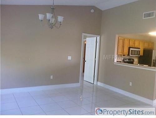 4th image of 6325 Sleepy Hollow Dr