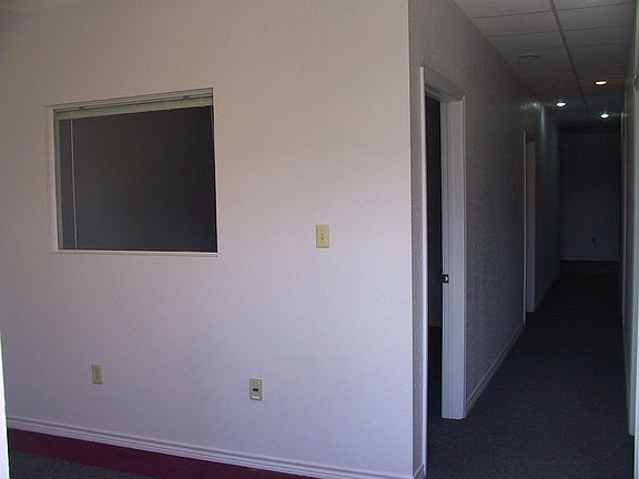 2nd image of 207 W Avenue D #A