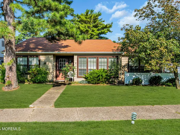 550C Mayfair Road, Manchester, NJ 08759