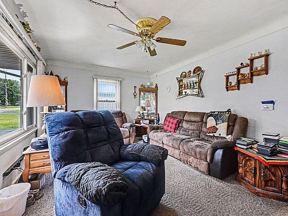 2nd image of 2519 Rolling Hill Ave