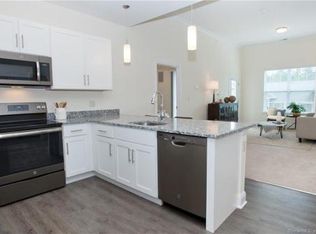 3 Murthas Way, Granby, CT 06035