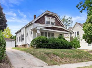 1425 N 64th St, Wauwatosa, WI 53213