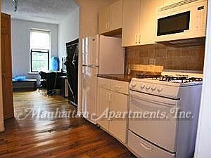 4th image of 322 E 59th St Frnt 1
