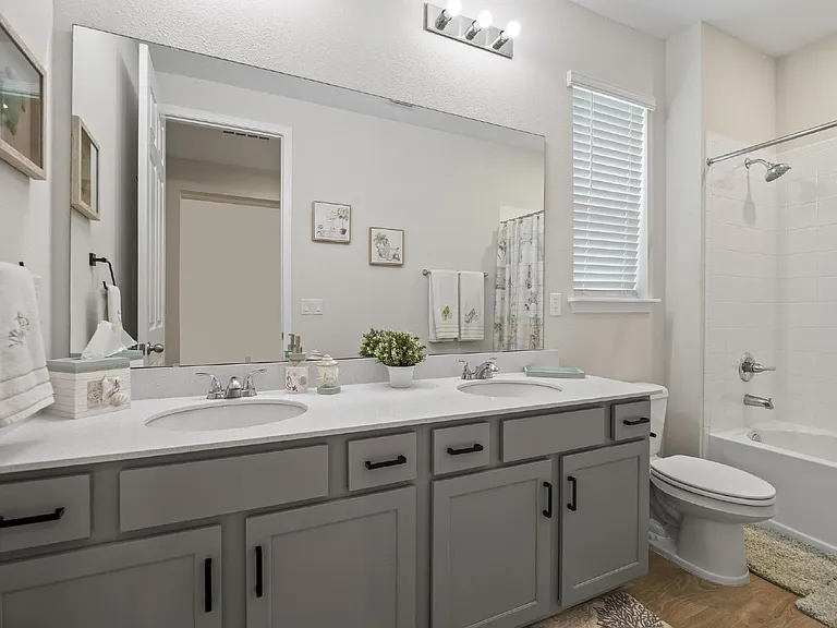 73 Moana Ct N — Photo 16