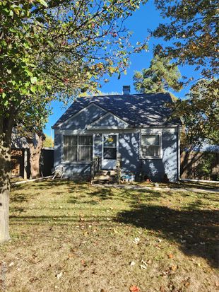 17487 Common Rd, Roseville, MI 48066