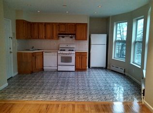 43 S Willow St APT 4, Montclair, NJ 07042